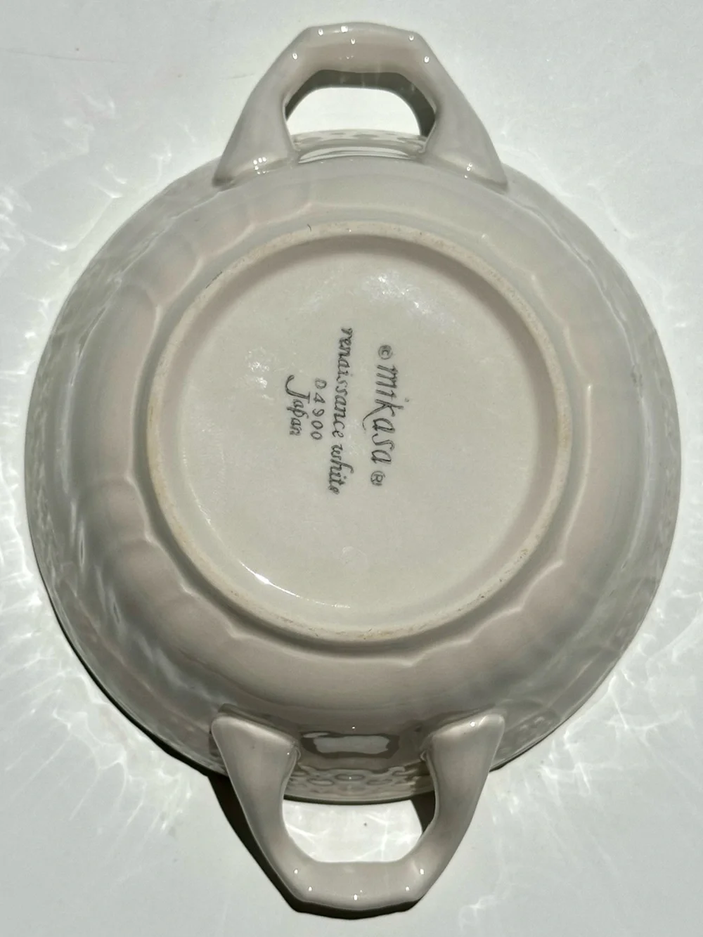 Rare! MIKASA Renaissance White Double-Handled Flat Cream Soup Bowl, 4 3/4”